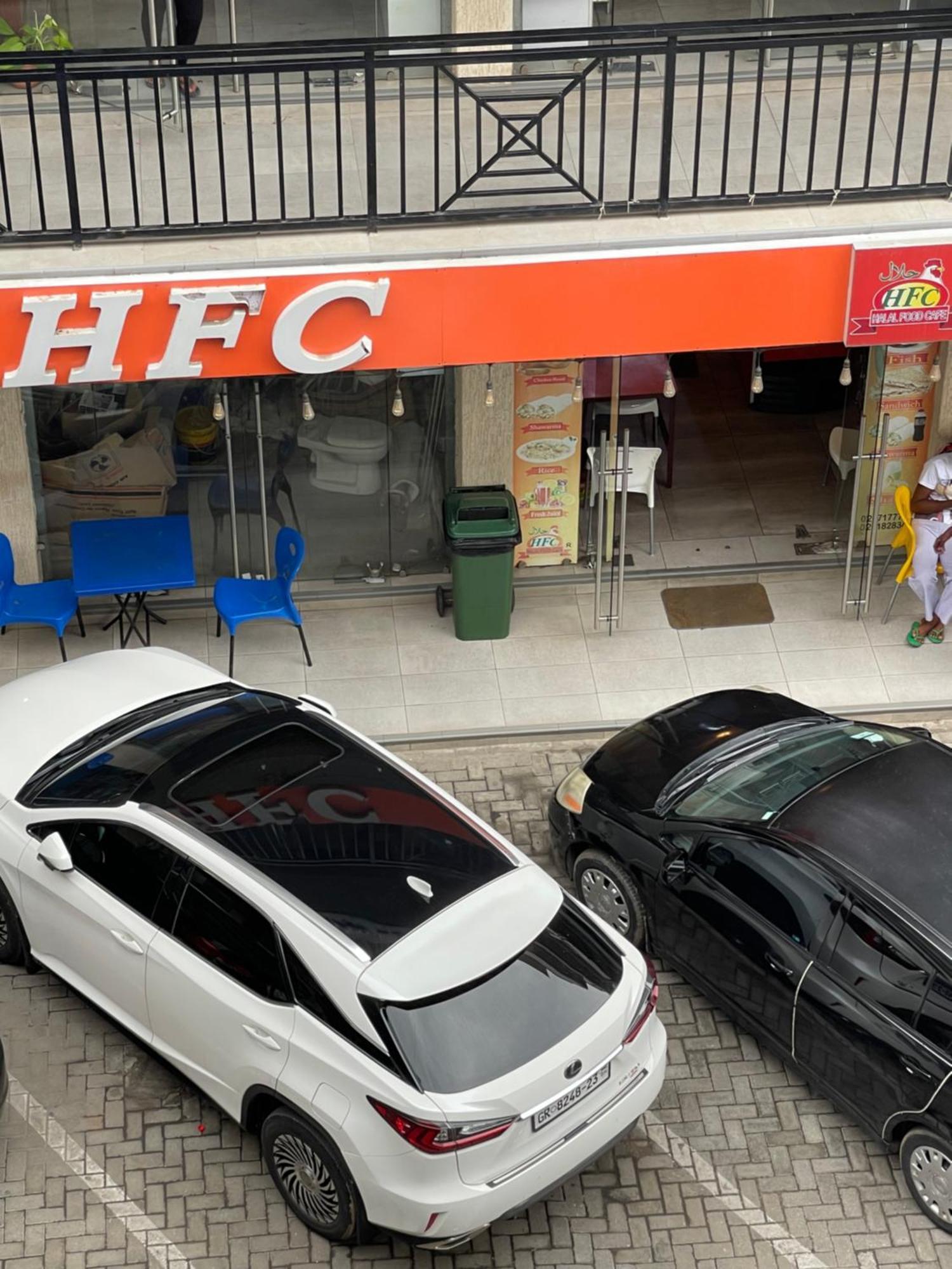 American Mall Accra Kültér fotó